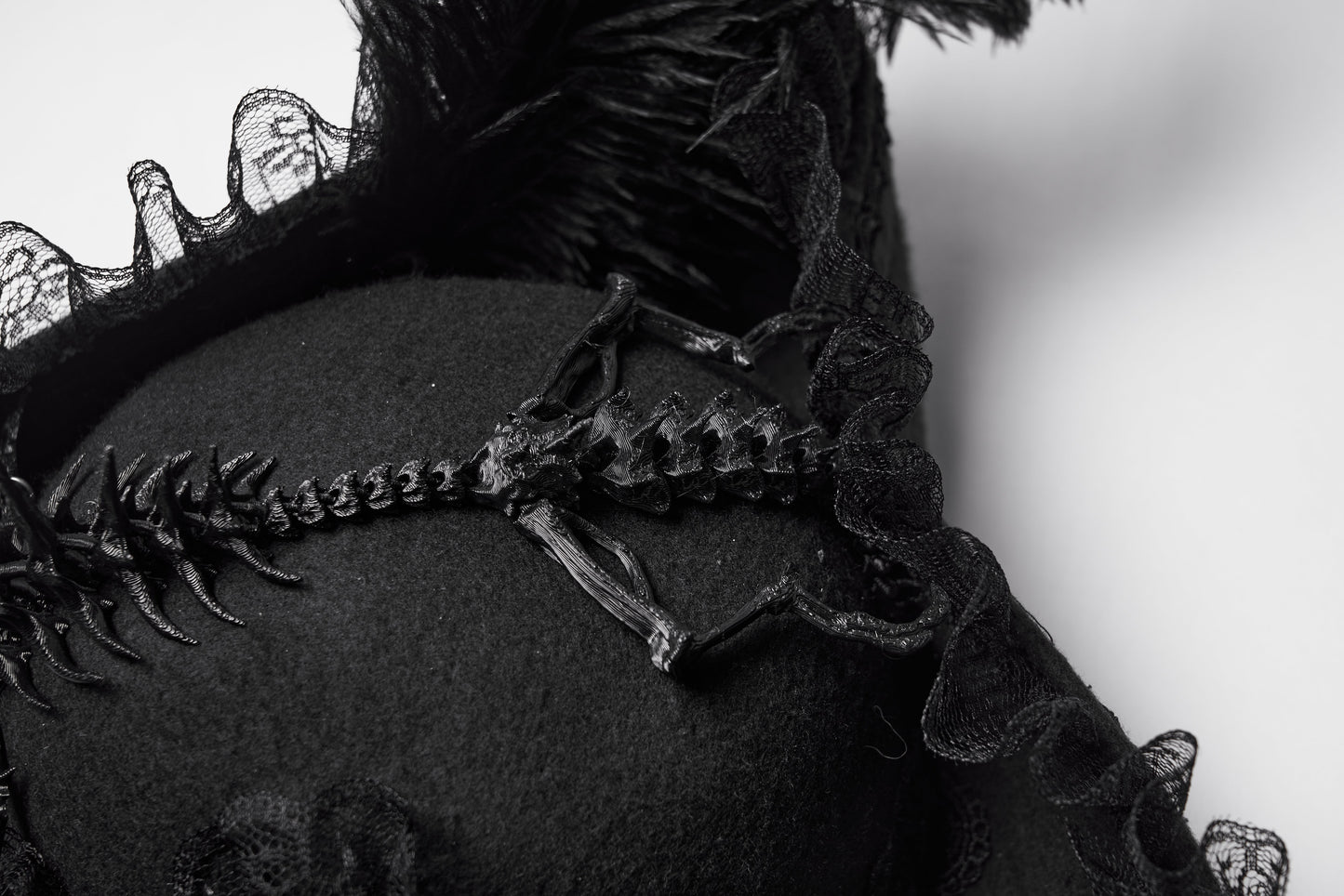 Punk Rave Goth Imprisoned Beast Bone Pirate Hat
